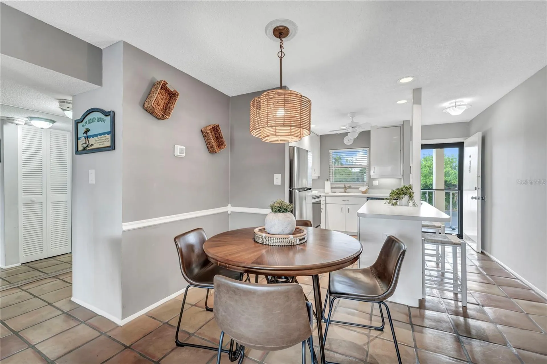 915 Beach Road Sarasota FL 34242