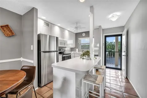 915 Beach Road Sarasota FL 34242