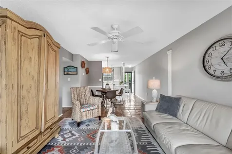 915 Beach Road Sarasota FL 34242