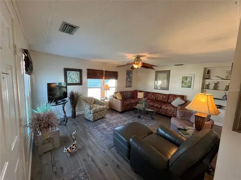 919 Cortina Boulevard Venice FL 34285