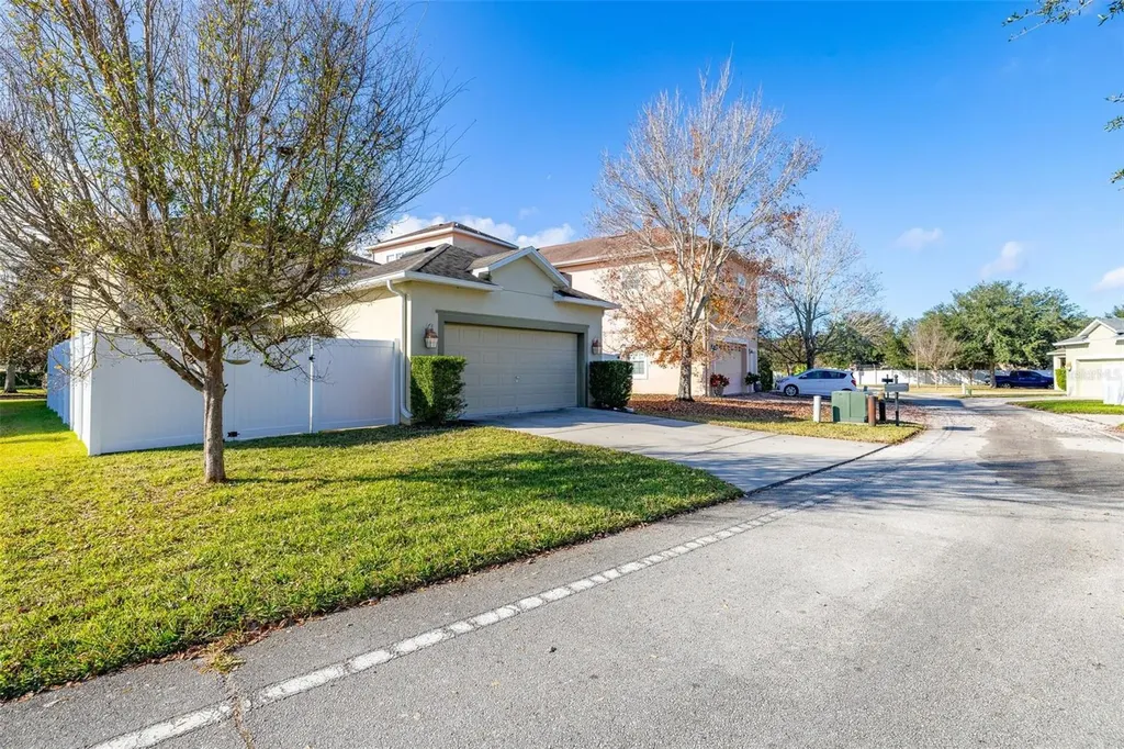 6829 Sundrop Street Harmony FL 34773