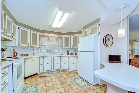 34915 Adam Avenue Zephyrhills FL 33541