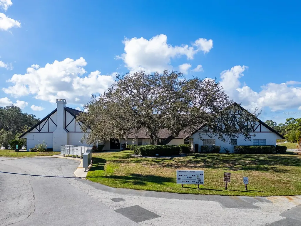 310 N Bayshore Boulevard Clearwater FL 33759