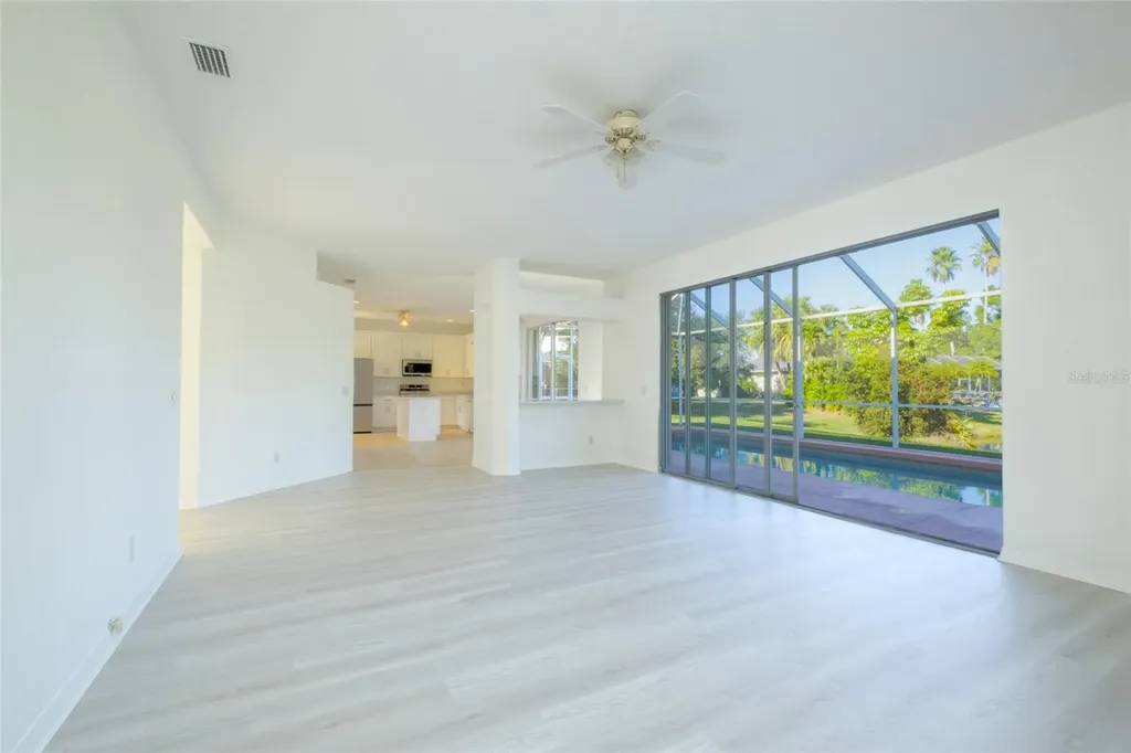 5121 Glade Fern Court Sarasota FL 34238
