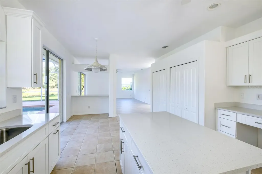 5121 Glade Fern Court Sarasota FL 34238
