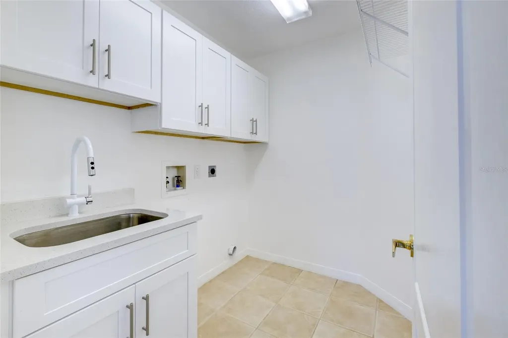 5121 Glade Fern Court Sarasota FL 34238