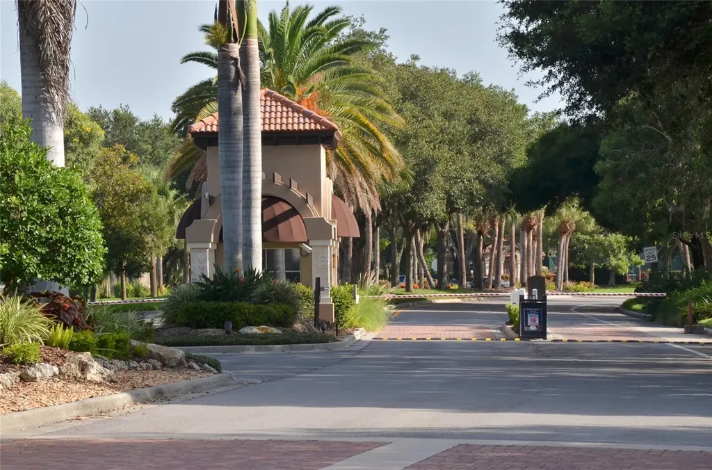 5121 Glade Fern Court Sarasota FL 34238