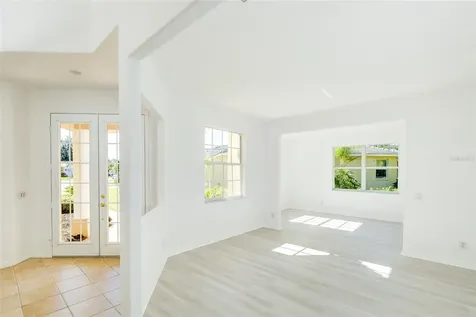 5121 Glade Fern Court Sarasota FL 34238