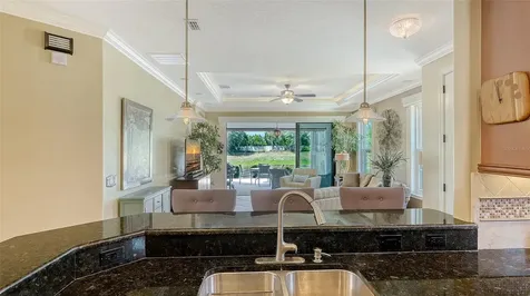 5352 Vaccaro Court Bradenton FL 34211