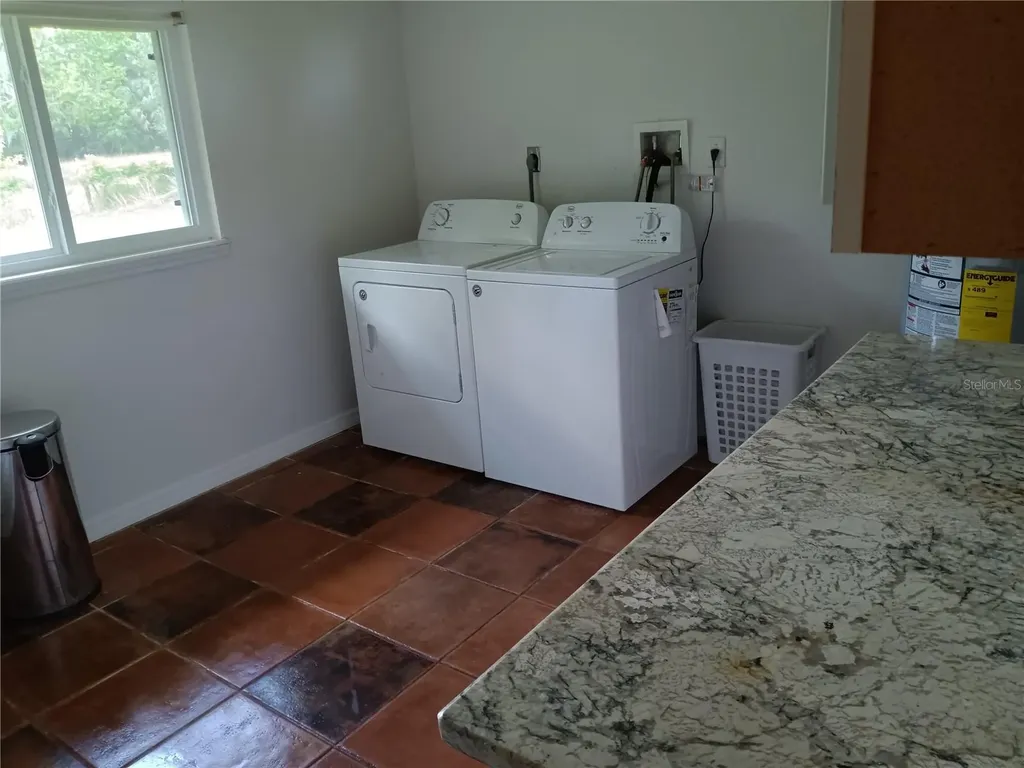 445 S State Road 415 Osteen FL 32764