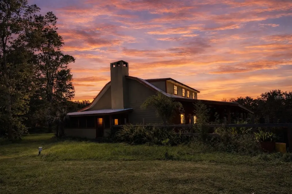 445 S State Road 415 Osteen FL 32764