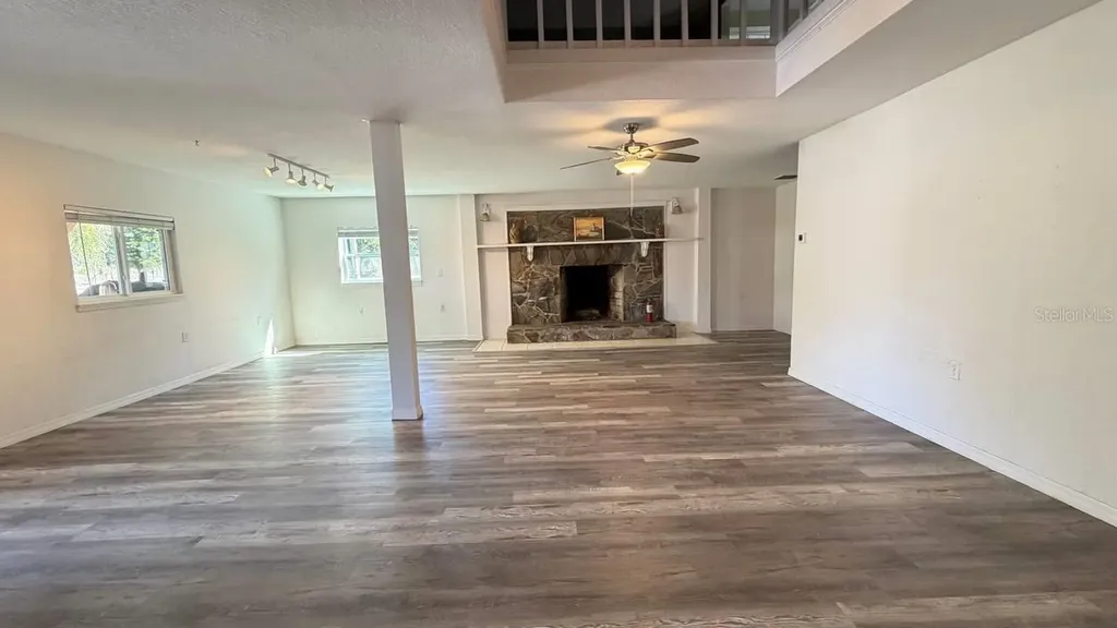 445 S State Road 415 Osteen FL 32764