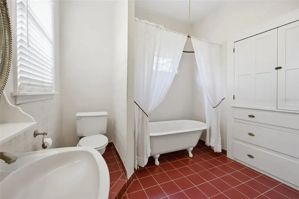 835 SE 3rd Street Ocala FL 34471