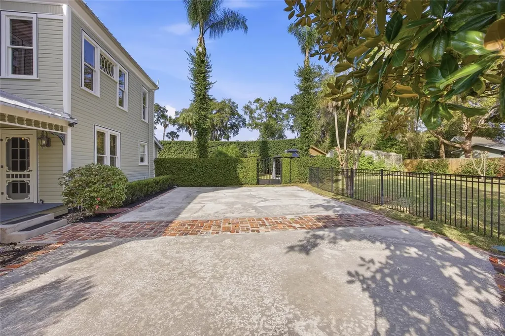 835 SE 3rd Street Ocala FL 34471