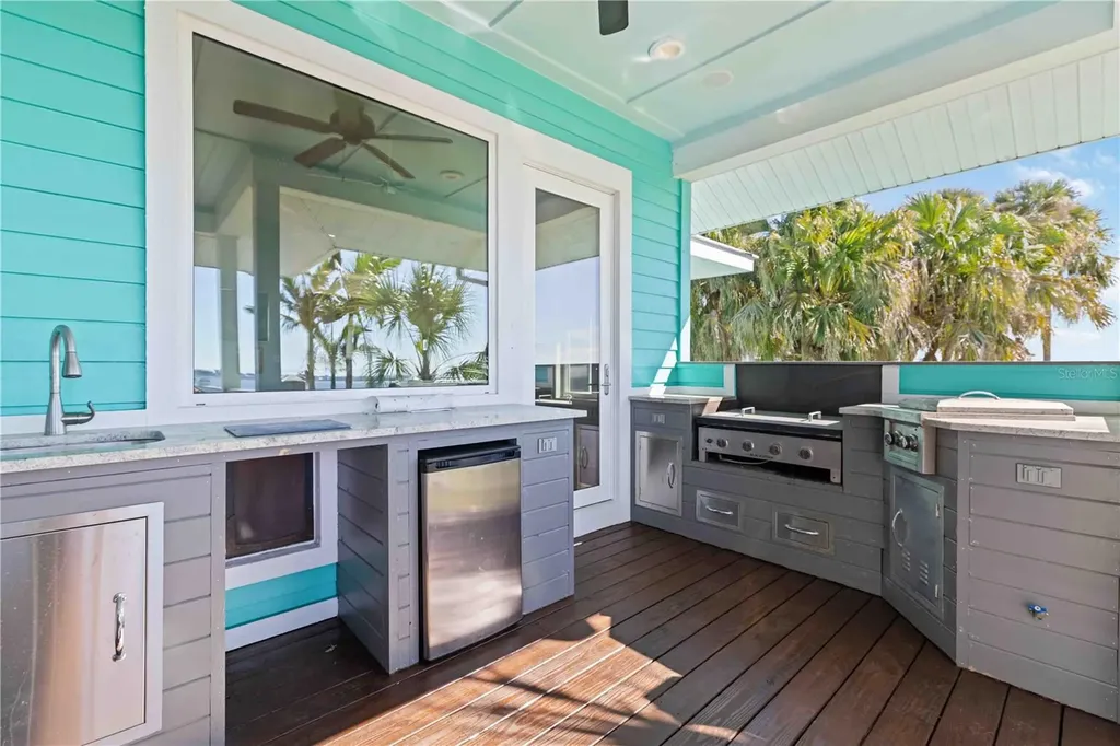 2207 5th Street W Palmetto FL 34221