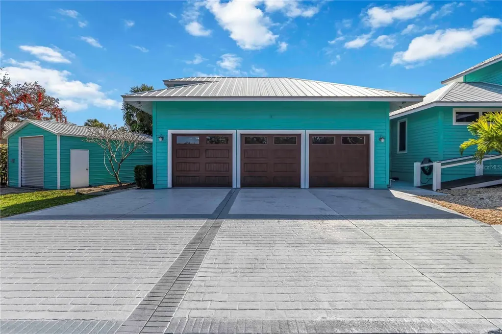 2207 5th Street W Palmetto FL 34221