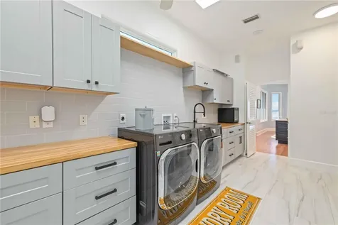 2207 5th Street W Palmetto FL 34221