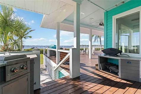 2207 5th Street W Palmetto FL 34221