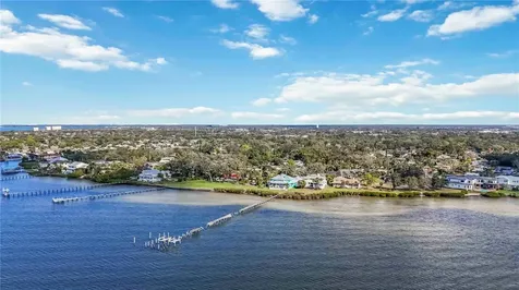 2207 5th Street W Palmetto FL 34221