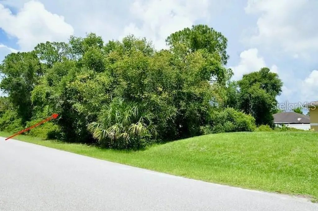 2328 Redfern Street Port Charlotte FL 33948