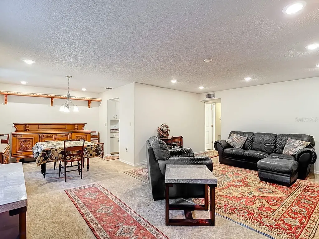 4325 Aegean Drive Tampa FL 33611