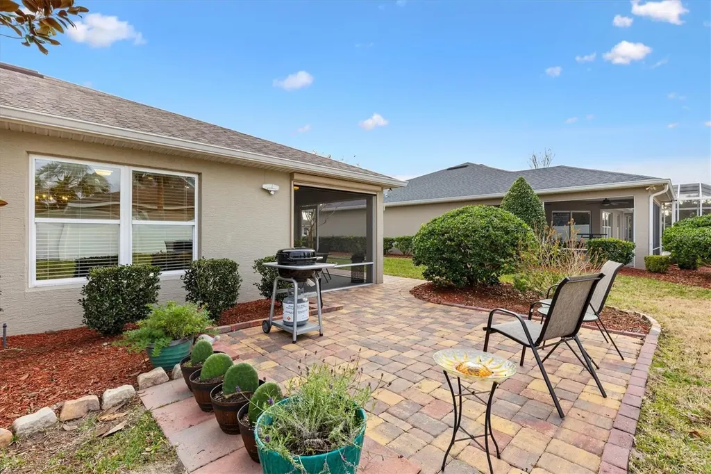 5000 Sandpiper Drive Oxford FL 34484