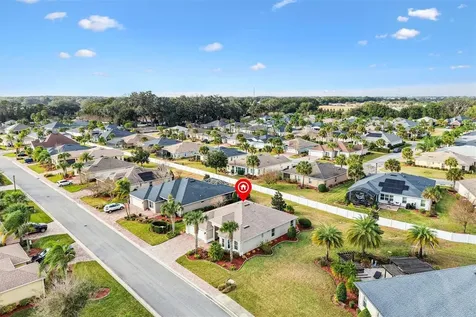 5000 Sandpiper Drive Oxford FL 34484