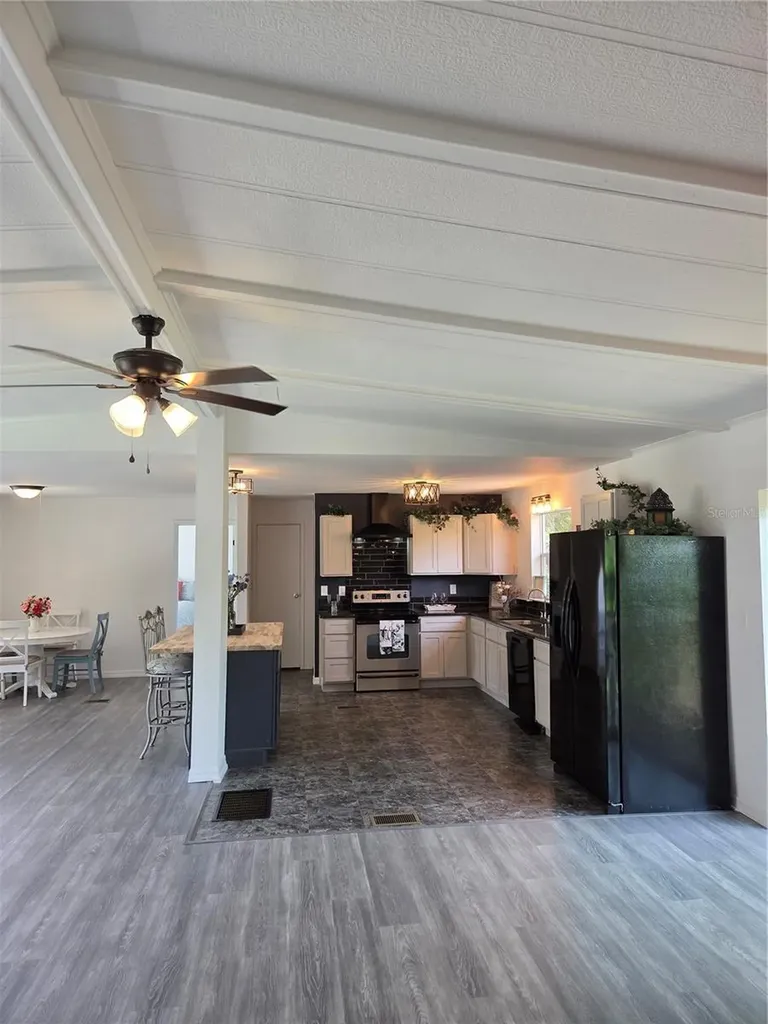 47807 State Road 19 Altoona FL 32702