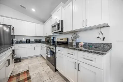 25034 SW 24th Place Newberry FL 32669