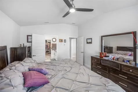 25034 SW 24th Place Newberry FL 32669