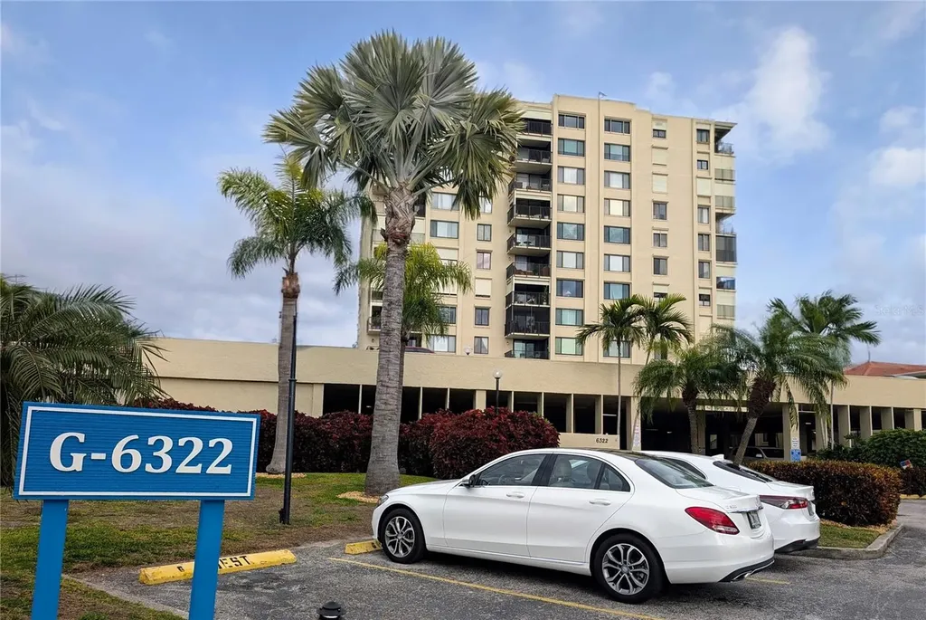 6322 Palma Del Mar Boulevard S St Petersburg FL 33715