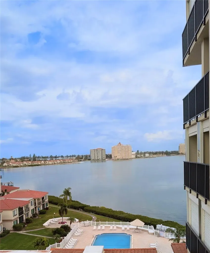 6322 Palma Del Mar Boulevard S St Petersburg FL 33715