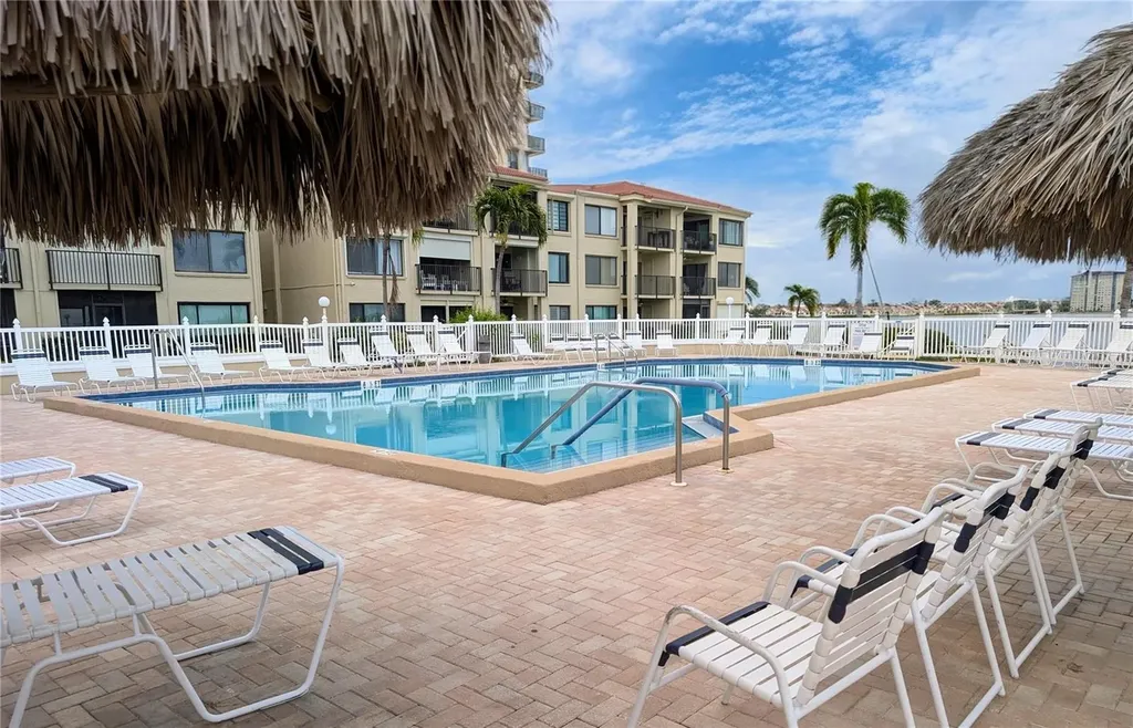 6322 Palma Del Mar Boulevard S St Petersburg FL 33715