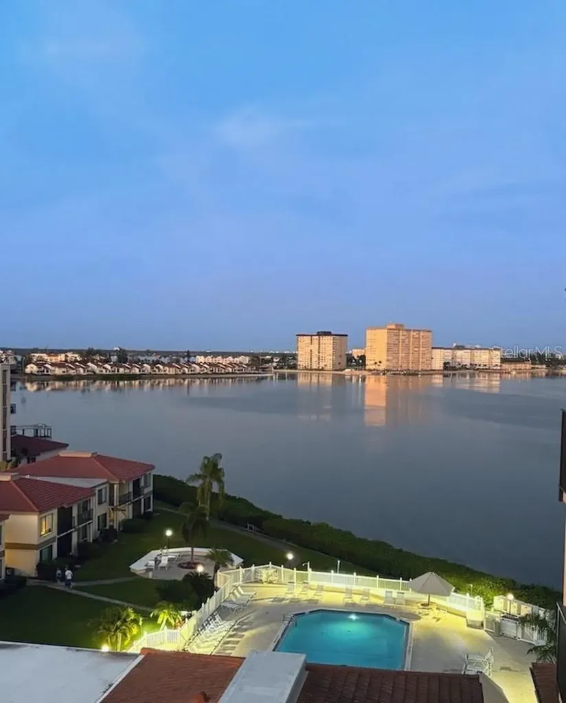 6322 Palma Del Mar Boulevard S St Petersburg FL 33715
