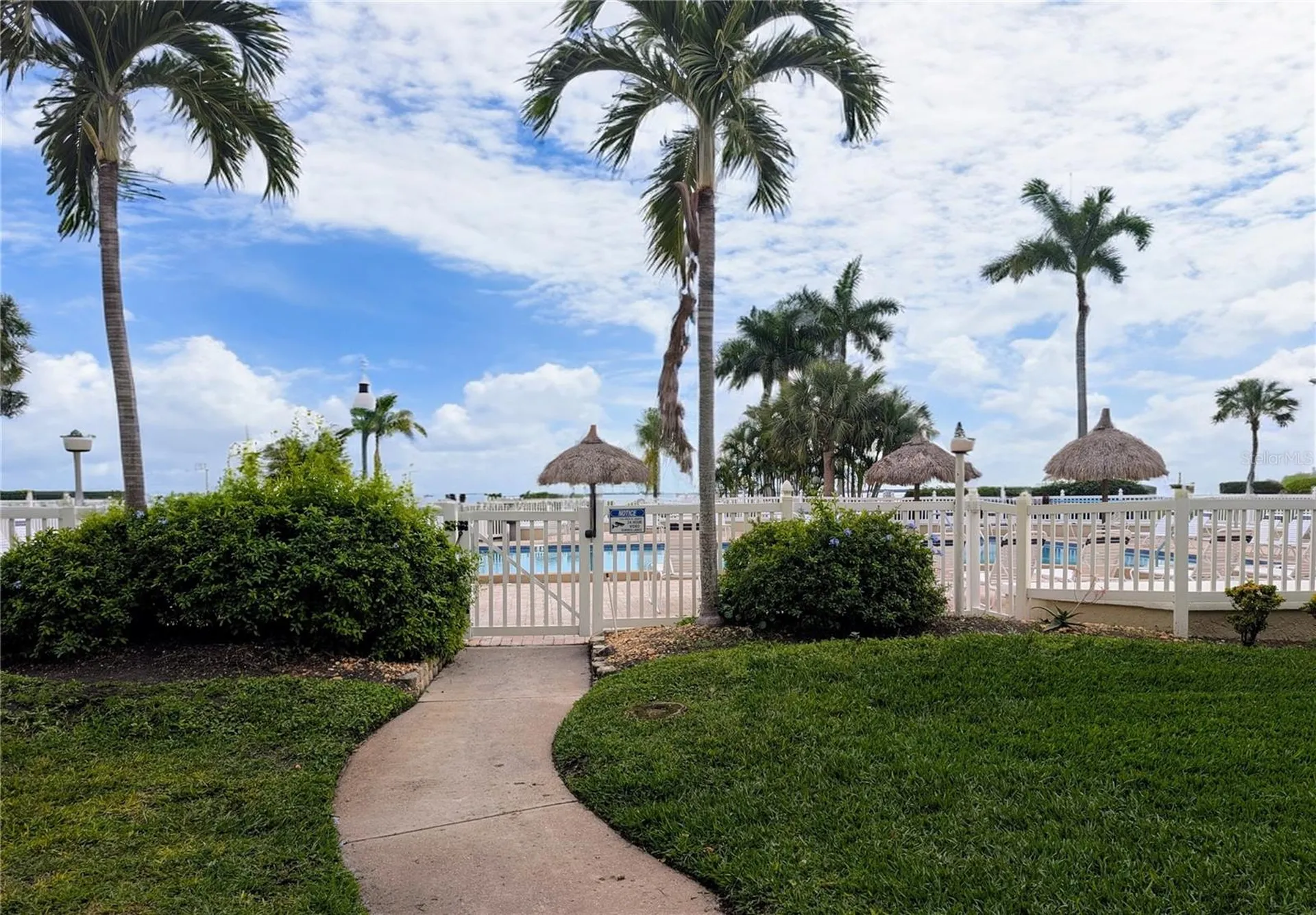 6322 Palma Del Mar Boulevard S St Petersburg FL 33715