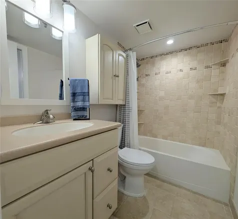 6322 Palma Del Mar Boulevard S St Petersburg FL 33715