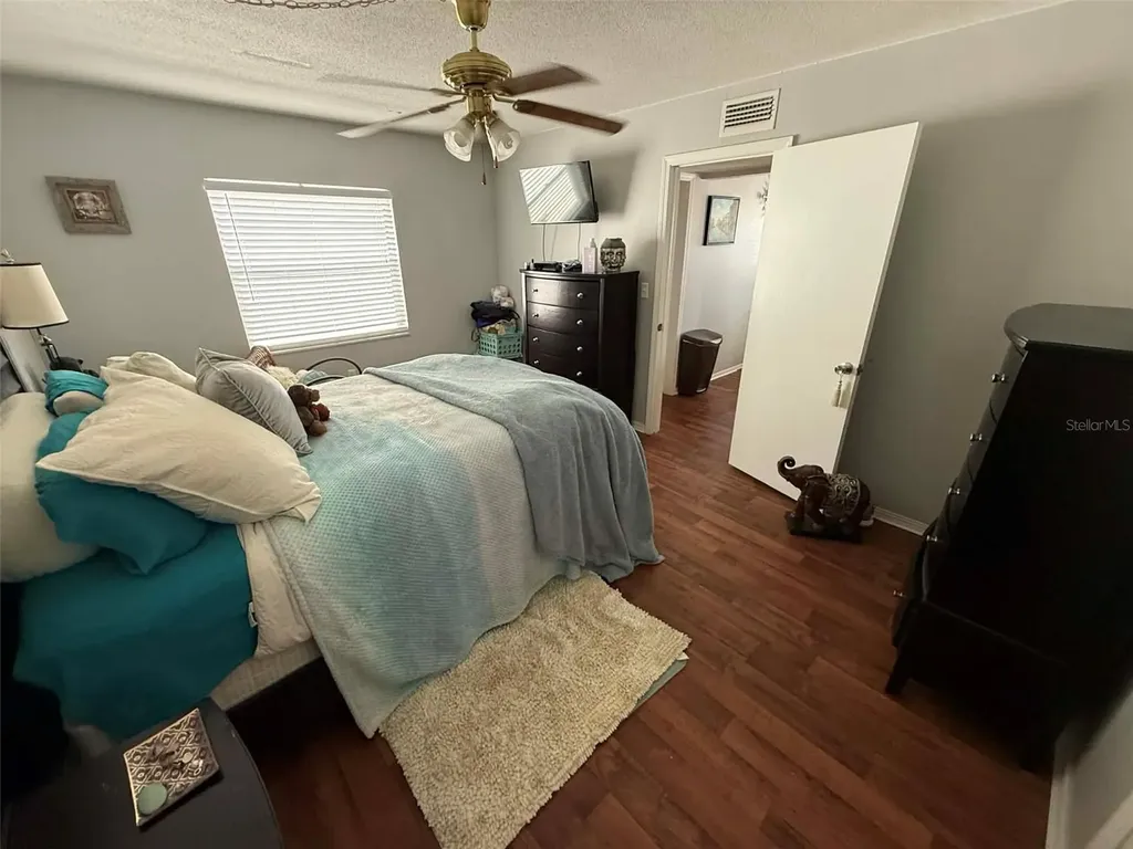 6960 Sunset Drive S South Pasadena FL 33707