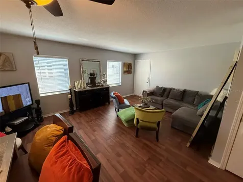 6960 Sunset Drive S South Pasadena FL 33707
