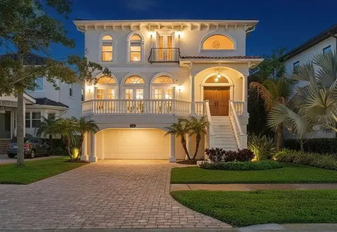 102 Adriatic Avenue Tampa FL 33606