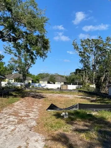 658 15th Street NW Largo FL 33770