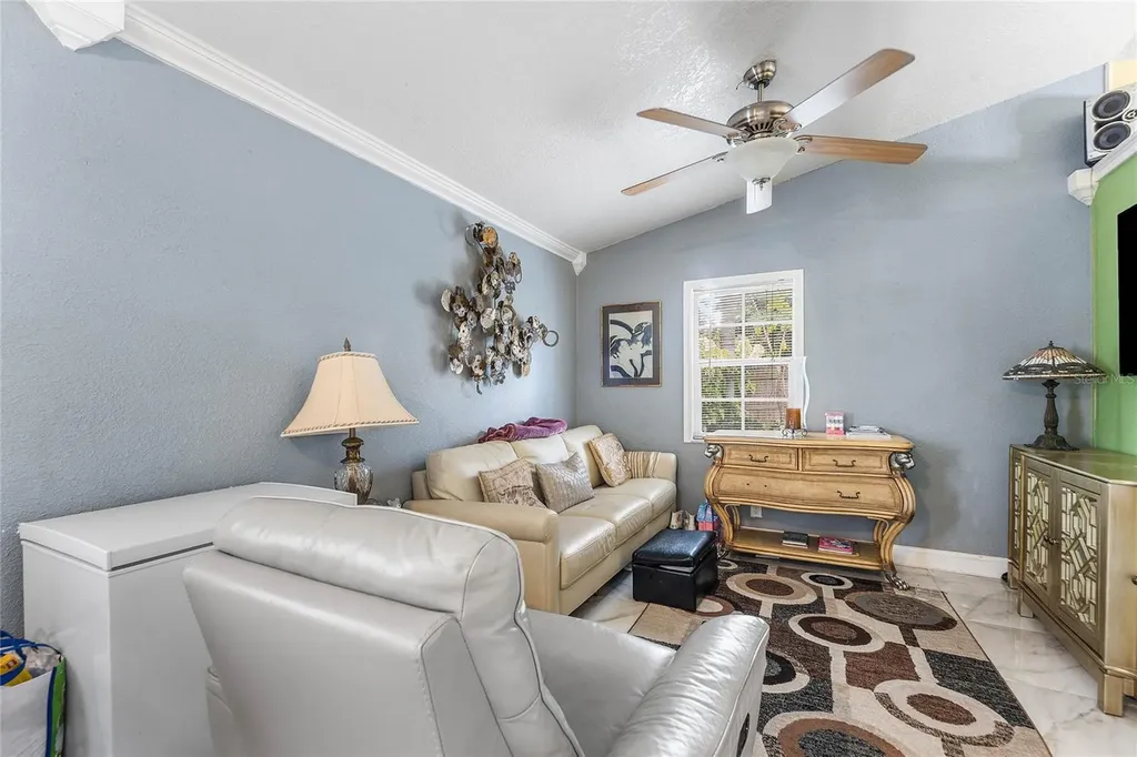 10290 Carmen Lane Royal Palm Beach FL 33411