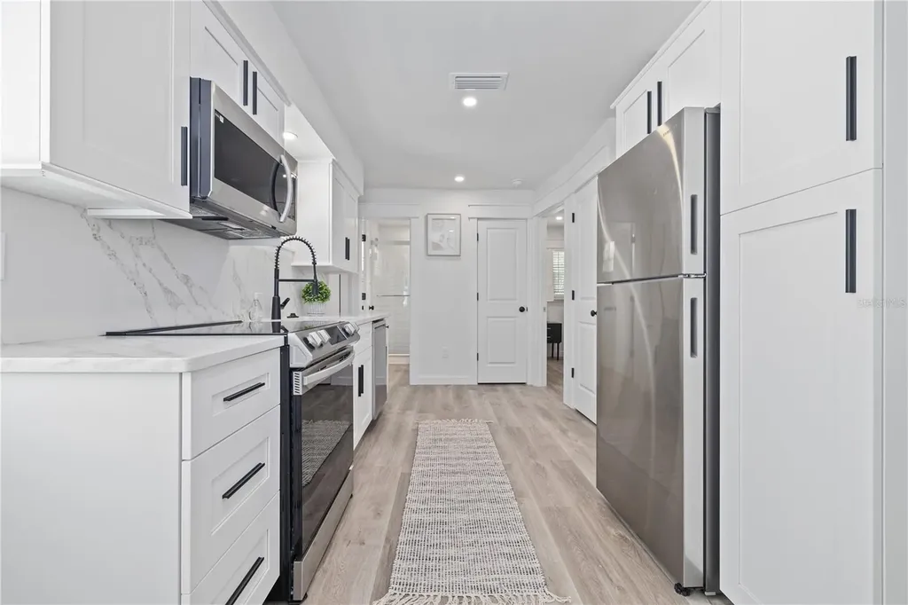 3016 Gulf Drive Holmes Beach FL 34217