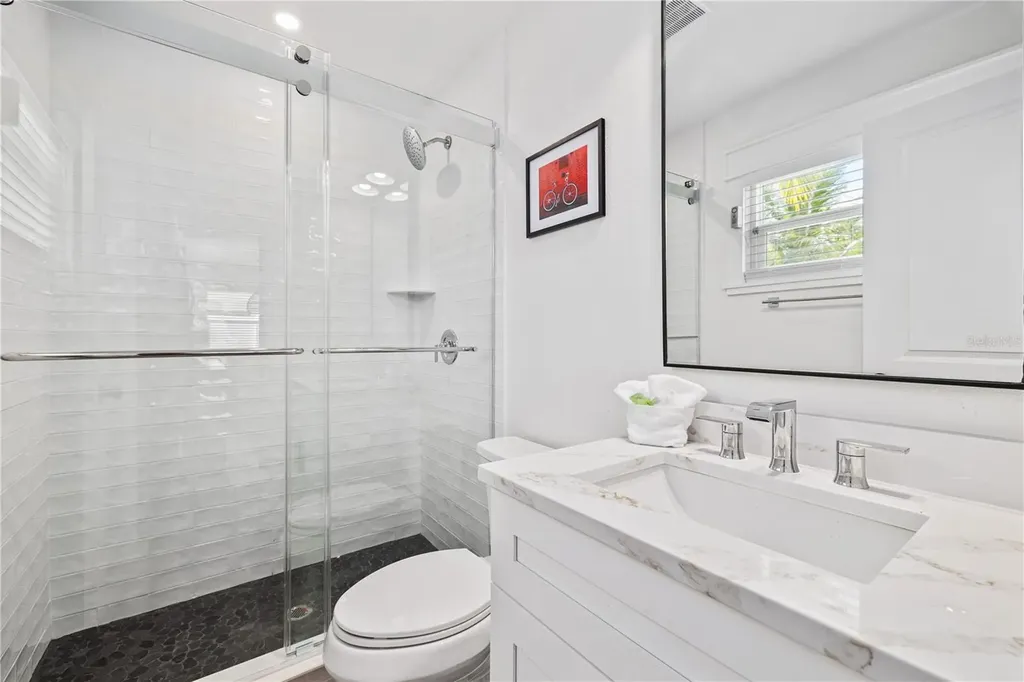 3016 Gulf Drive Holmes Beach FL 34217