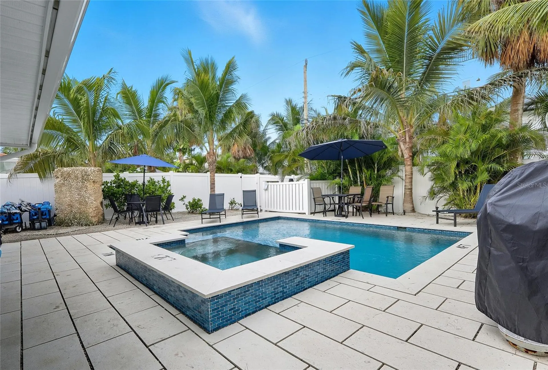 3016 Gulf Drive Holmes Beach FL 34217