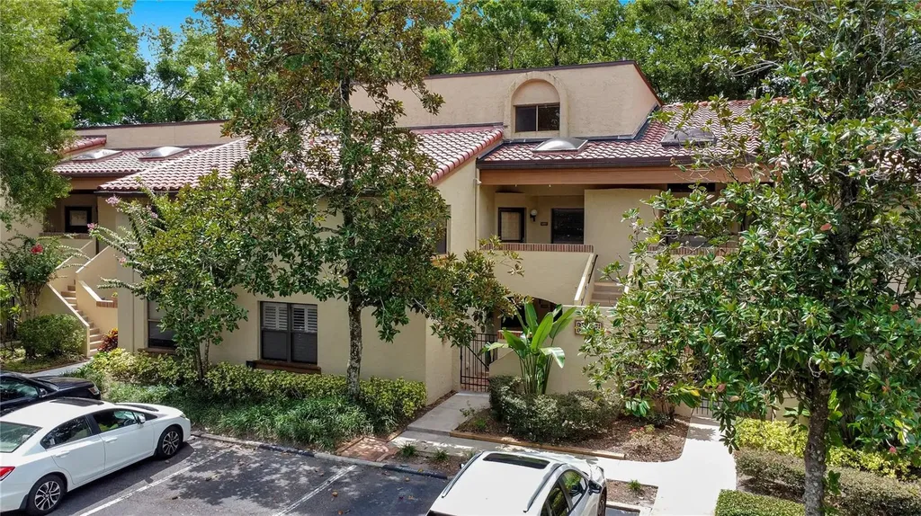 1267 Saint Tropez Circle Orlando FL 32806