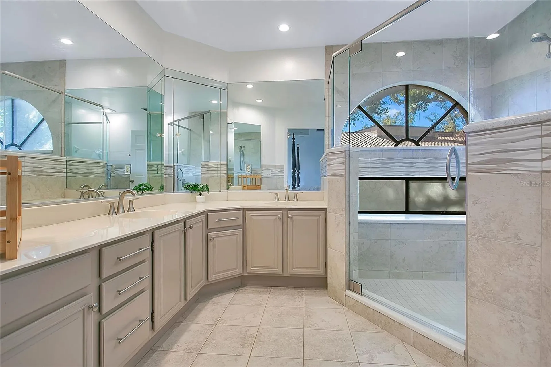1267 Saint Tropez Circle Orlando FL 32806
