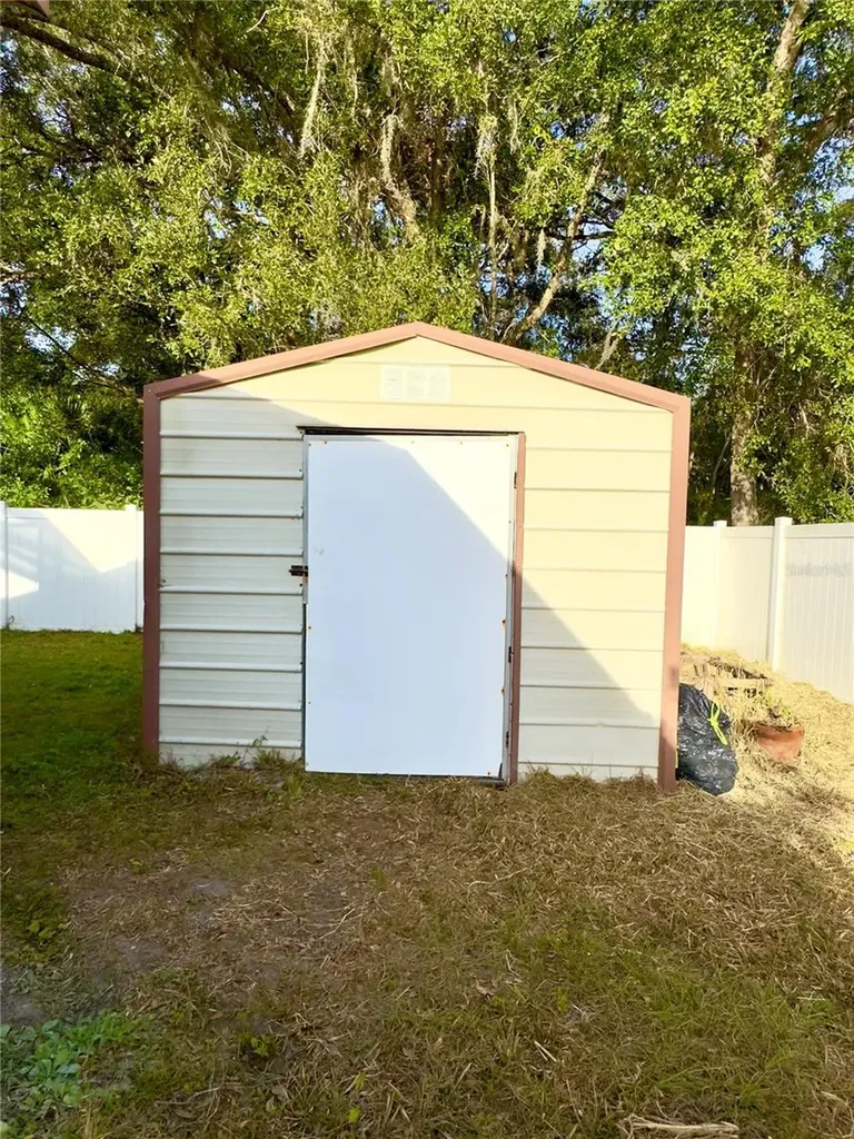 802 Del Prado Drive Kissimmee FL 34758