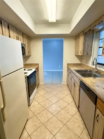 802 Del Prado Drive Kissimmee FL 34758