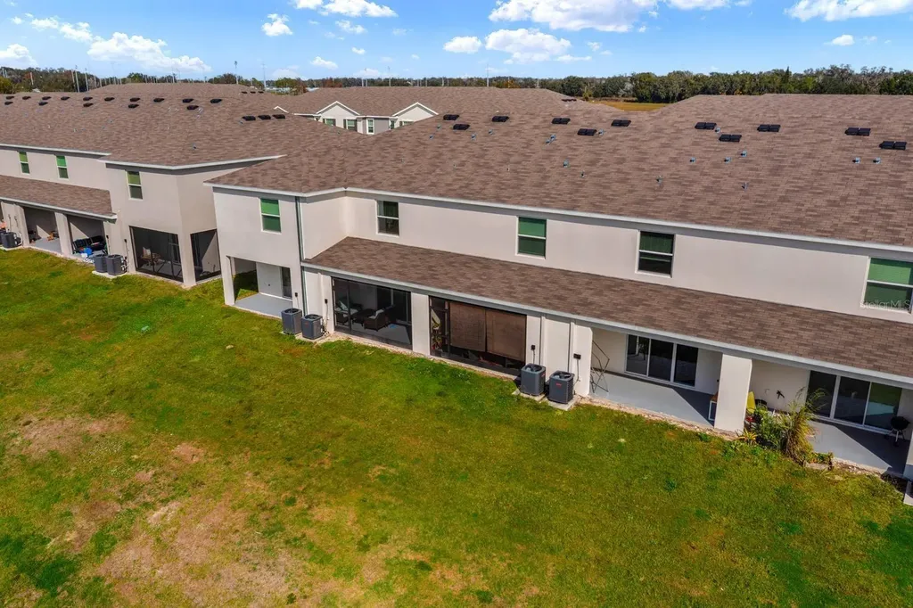 9248 Rock Harbour Way Tampa FL 33637