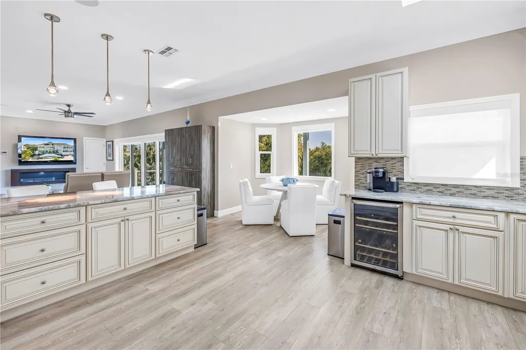 289 8th Avenue N Tierra Verde FL 33715